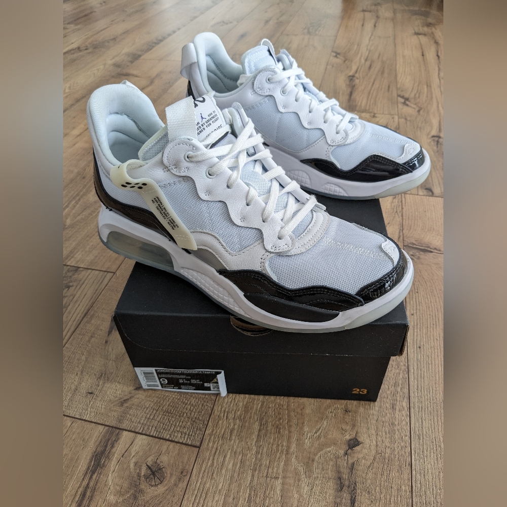 Jordan MA2 Shoes, Size 9